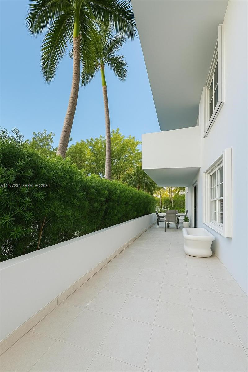 199 Ocean Lane Dr #115, Key Biscayne FL 33149