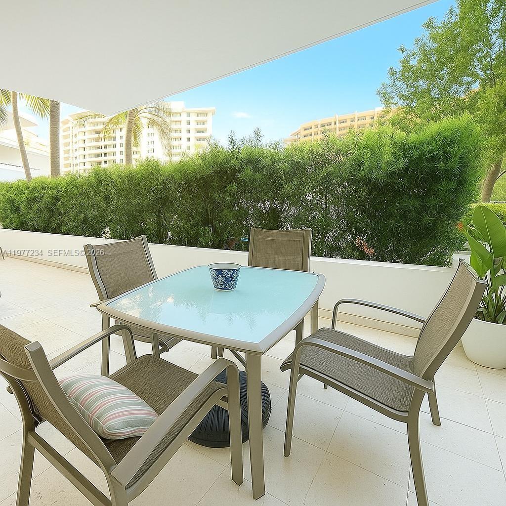 199 Ocean Lane Dr #115, Key Biscayne FL 33149