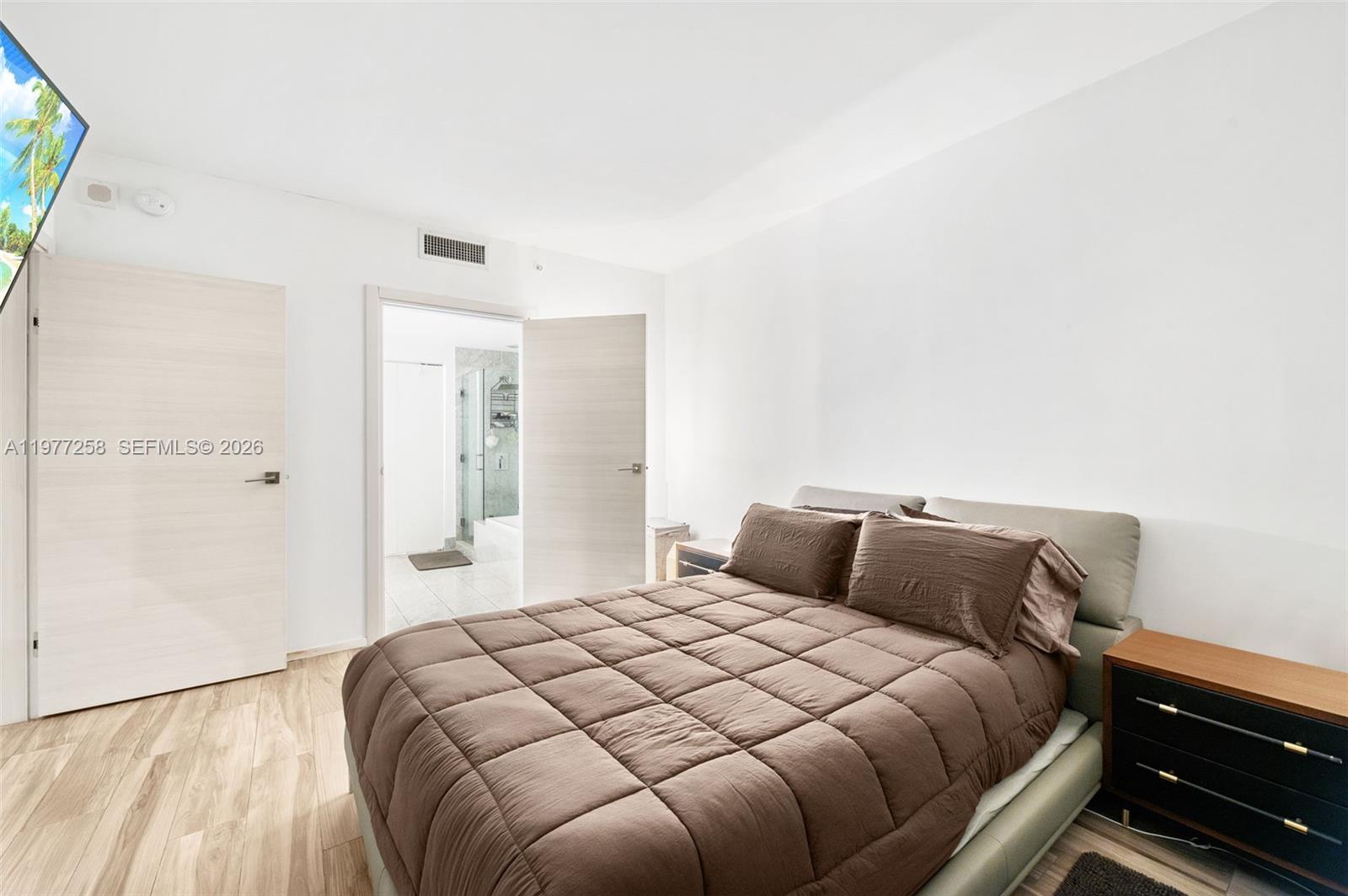 801 S Miami Ave #2705, Miami FL 33130