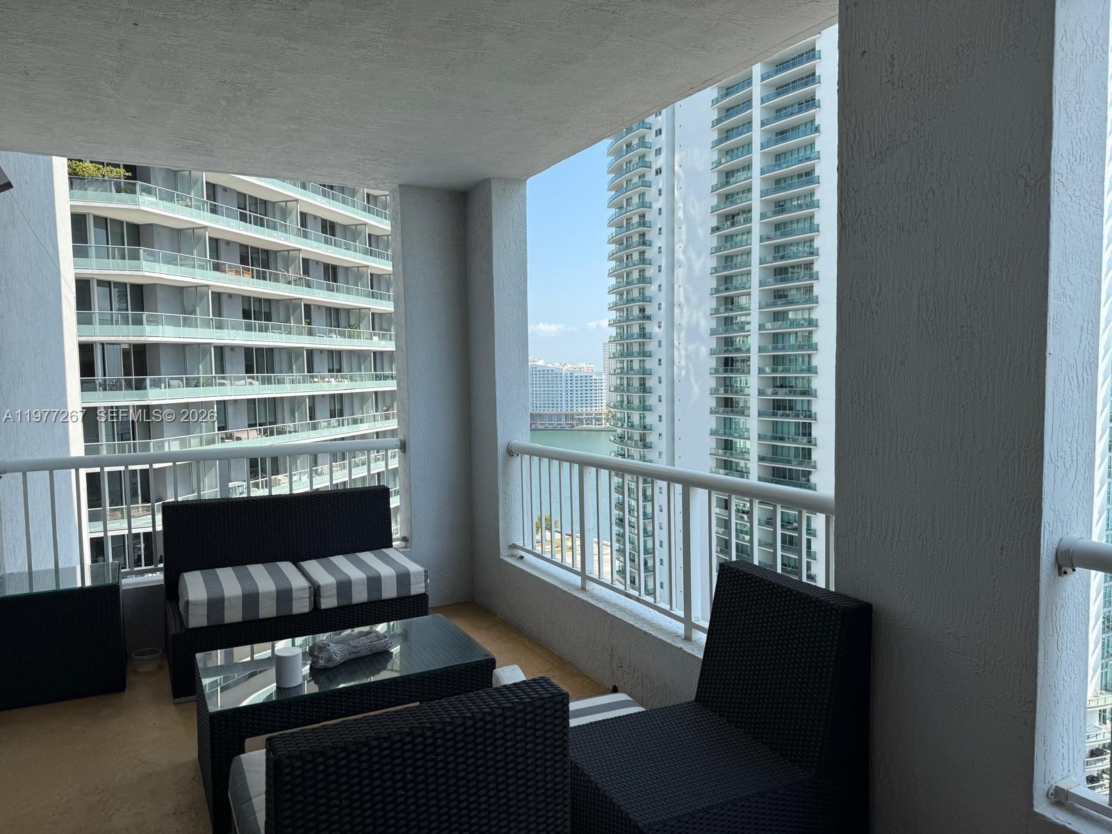 170 SE 14th St #2202, Miami FL 33131