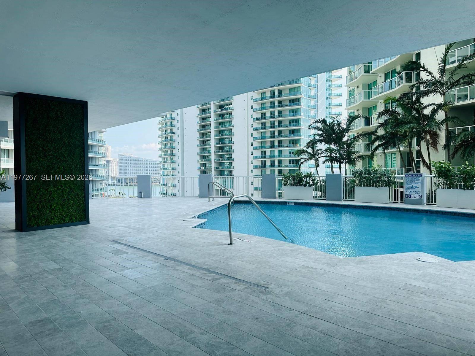 170 SE 14th St #2202, Miami FL 33131