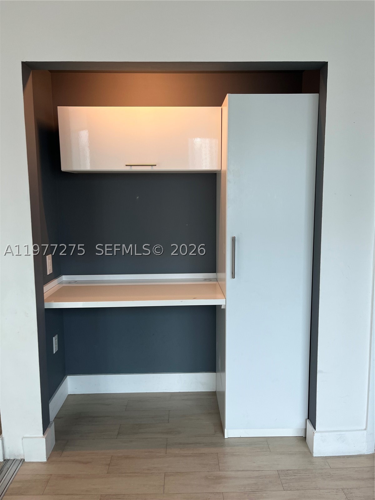 92 SW 3rd St #1801, Miami FL 33130