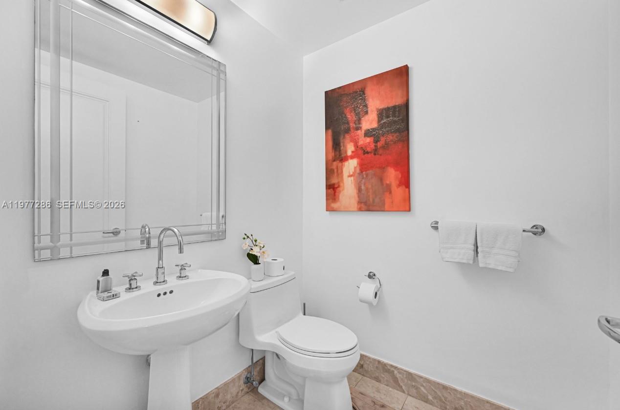 1435 Brickell Ave #3401, Miami FL 33131