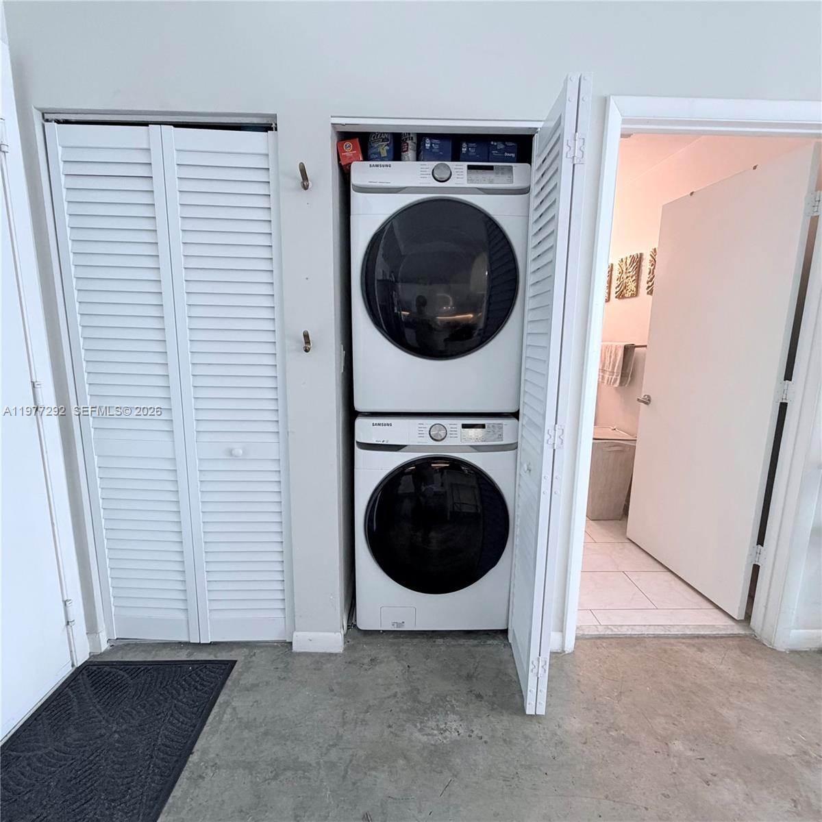 133 NE 2nd Ave #2009, Miami FL 33132