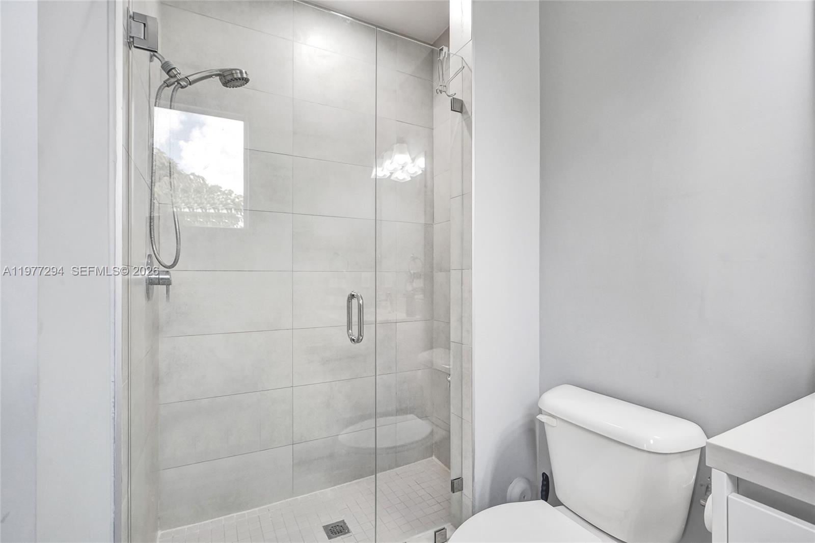 10223 NW 75th Ter, Doral FL 33178