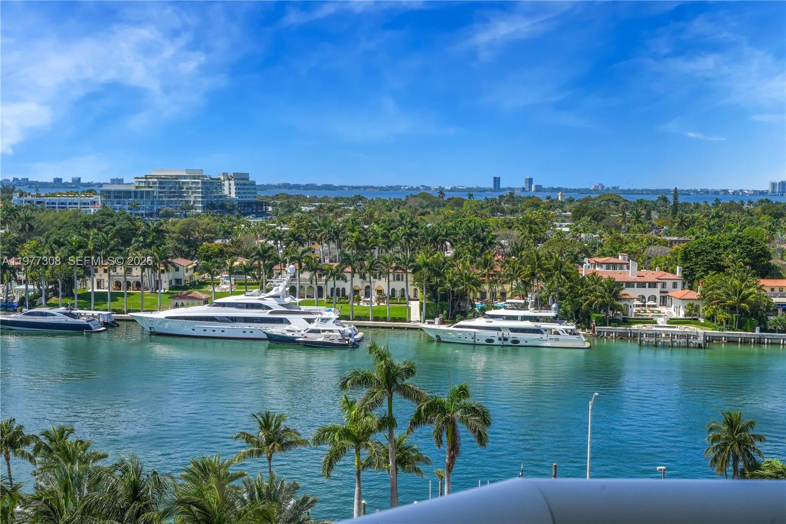 4779 Collins Ave #1007, Miami Beach FL 33140