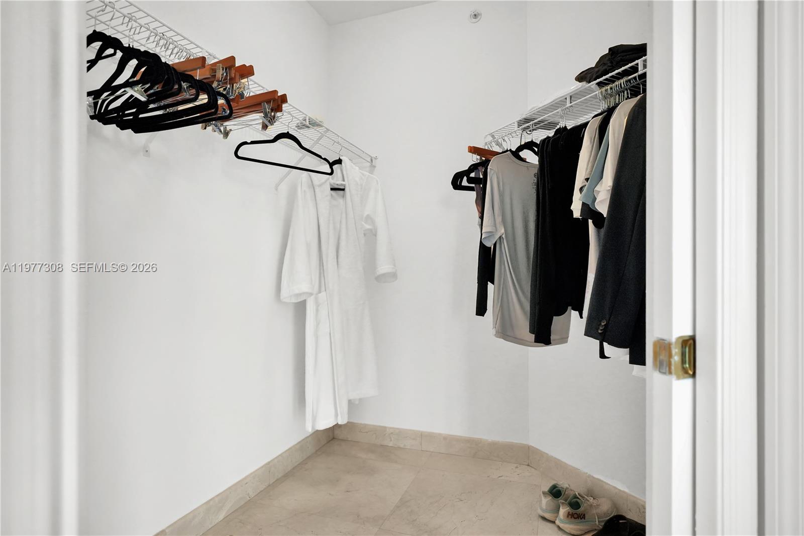 4779 Collins Ave #1007, Miami Beach FL 33140