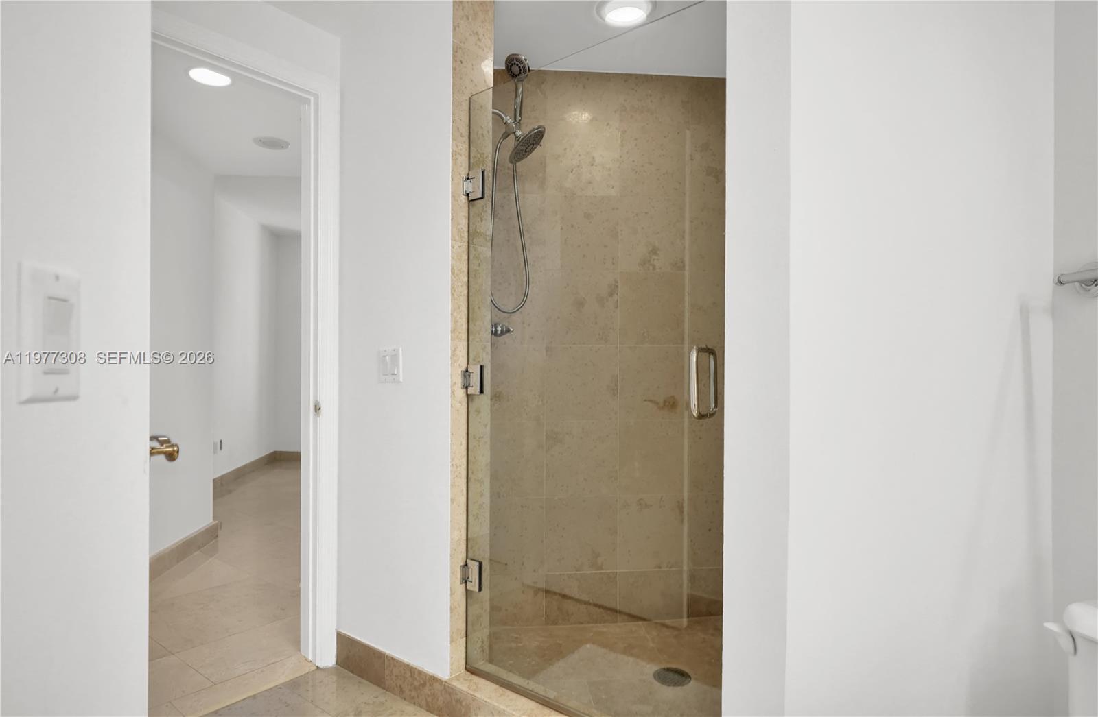 4779 Collins Ave #1007, Miami Beach FL 33140