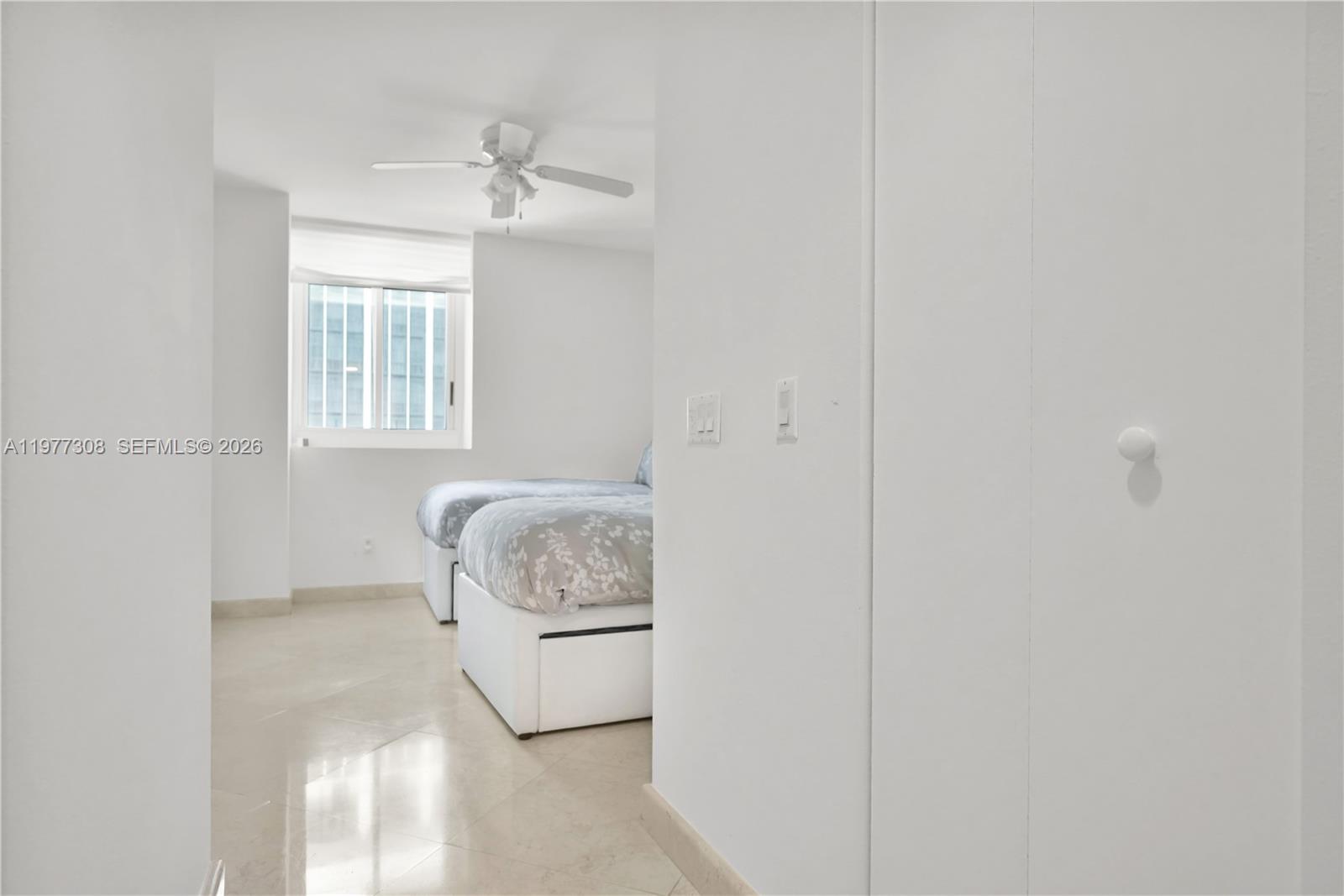4779 Collins Ave #1007, Miami Beach FL 33140