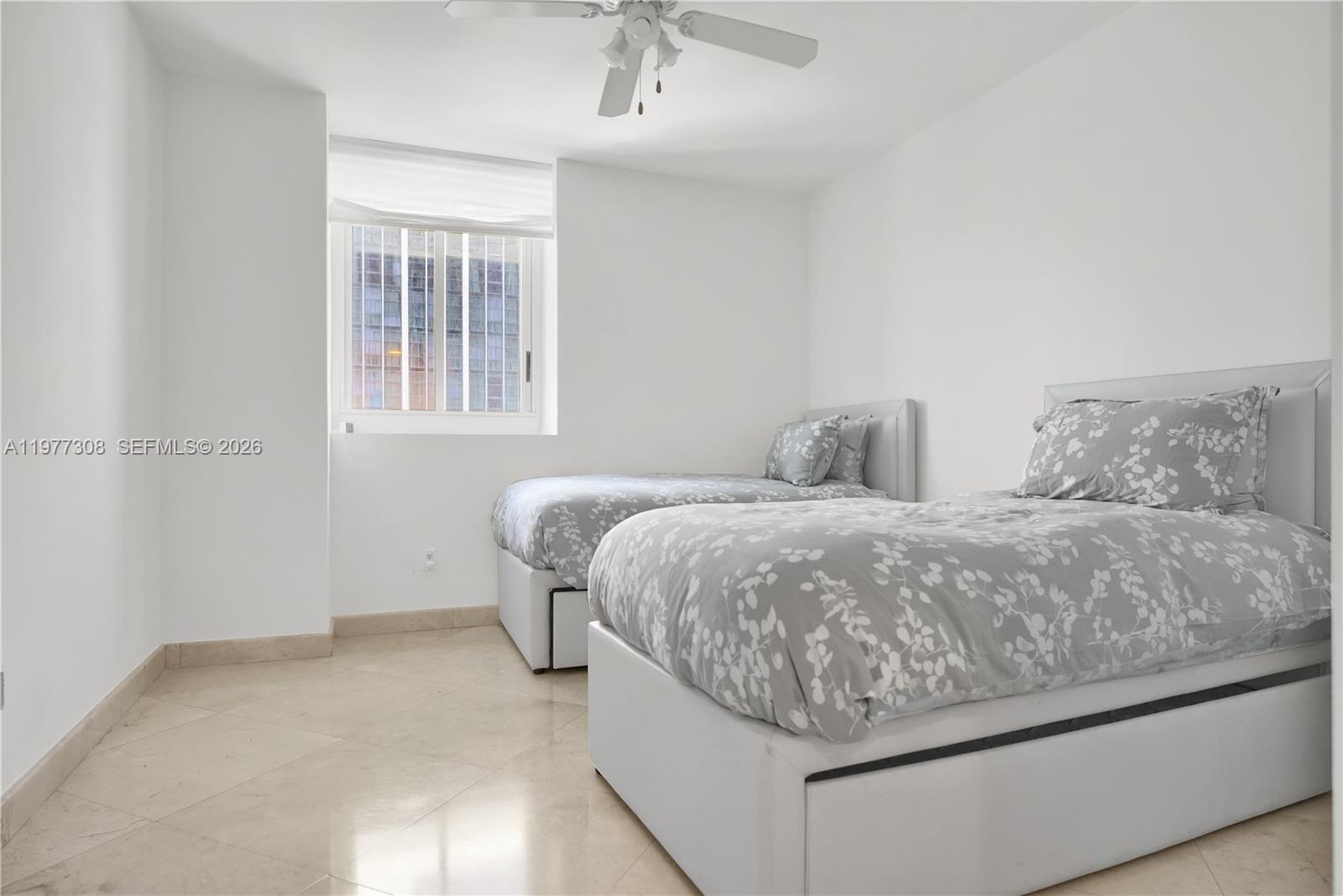 4779 Collins Ave #1007, Miami Beach FL 33140