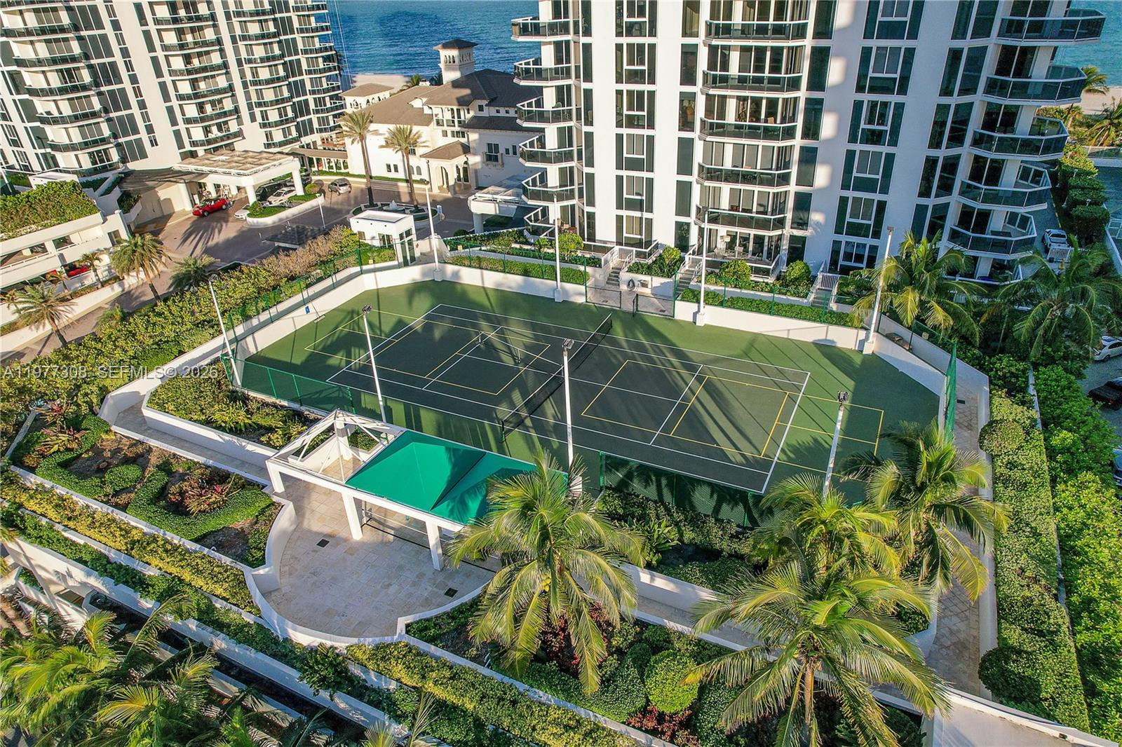 4779 Collins Ave #1007, Miami Beach FL 33140