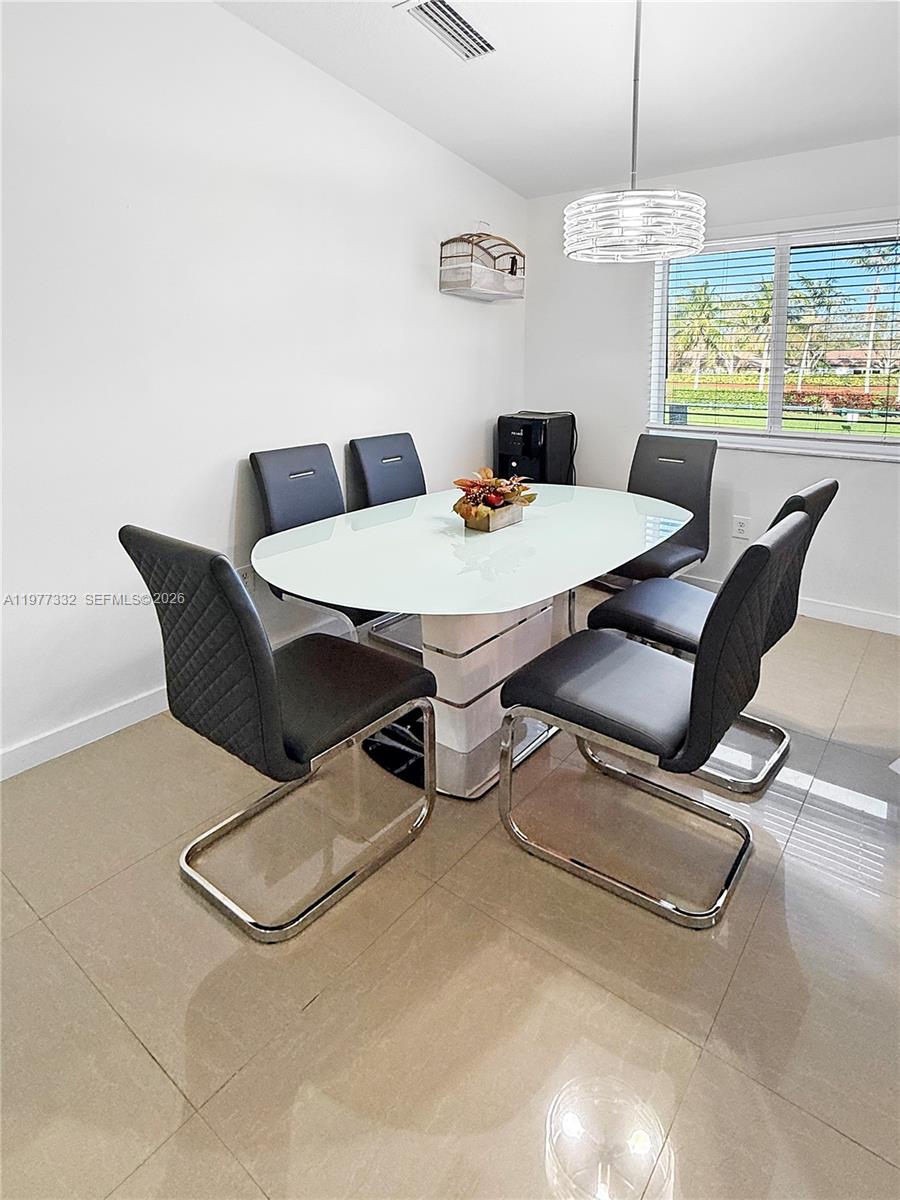 945 NE 34th Ave #204, Homestead FL 33033