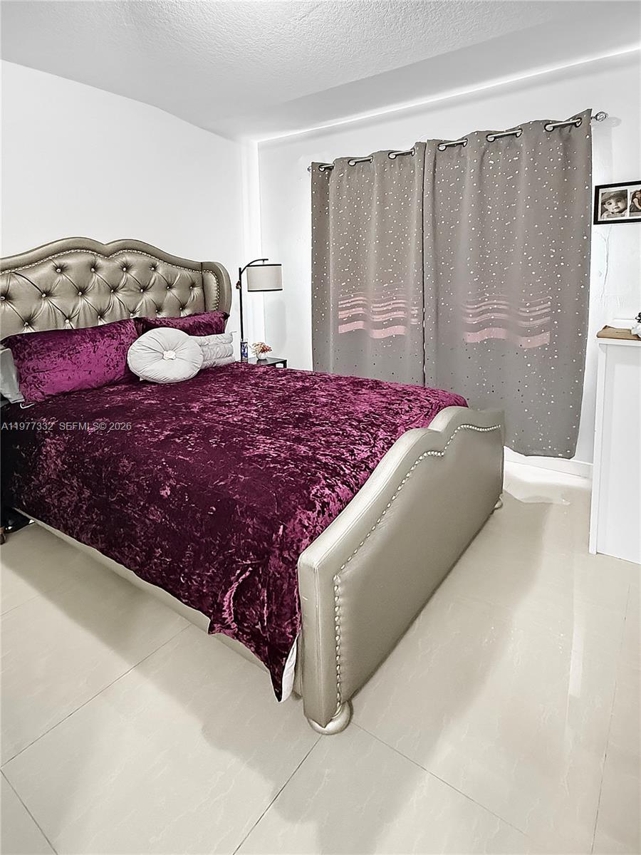 945 NE 34th Ave #204, Homestead FL 33033