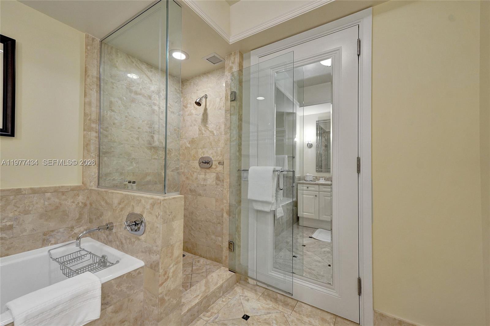 1435 Brickell Ave #3308, Miami FL 33131