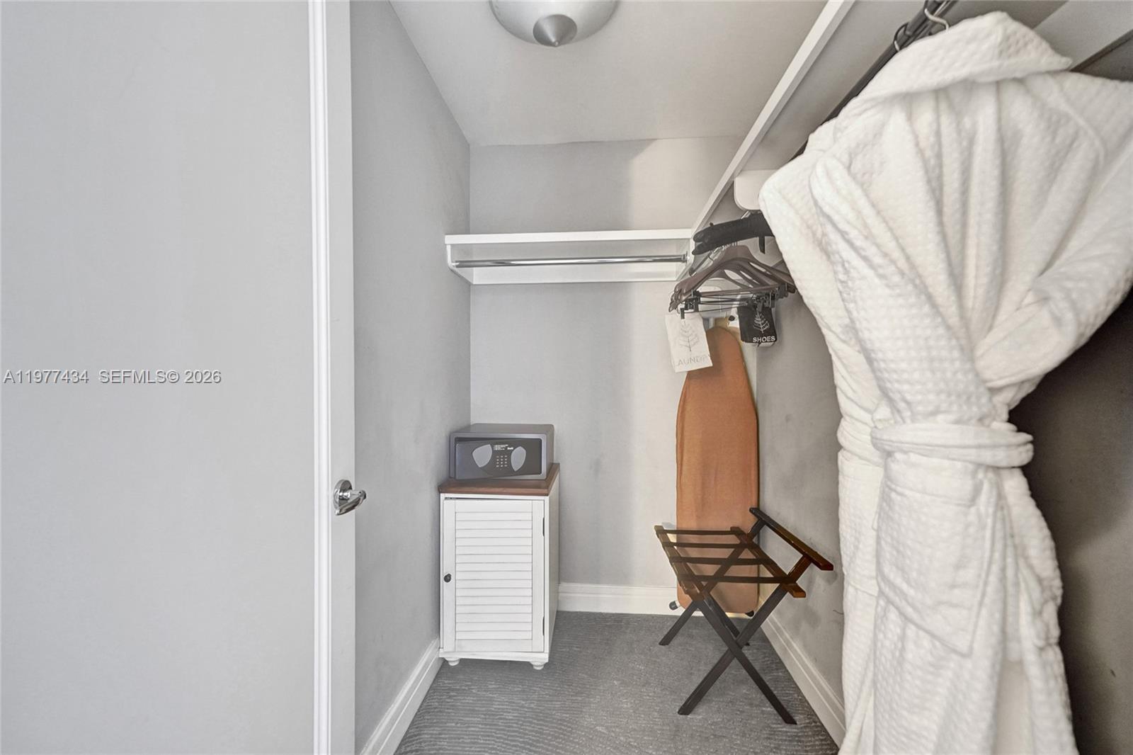 1435 Brickell Ave #3308, Miami FL 33131