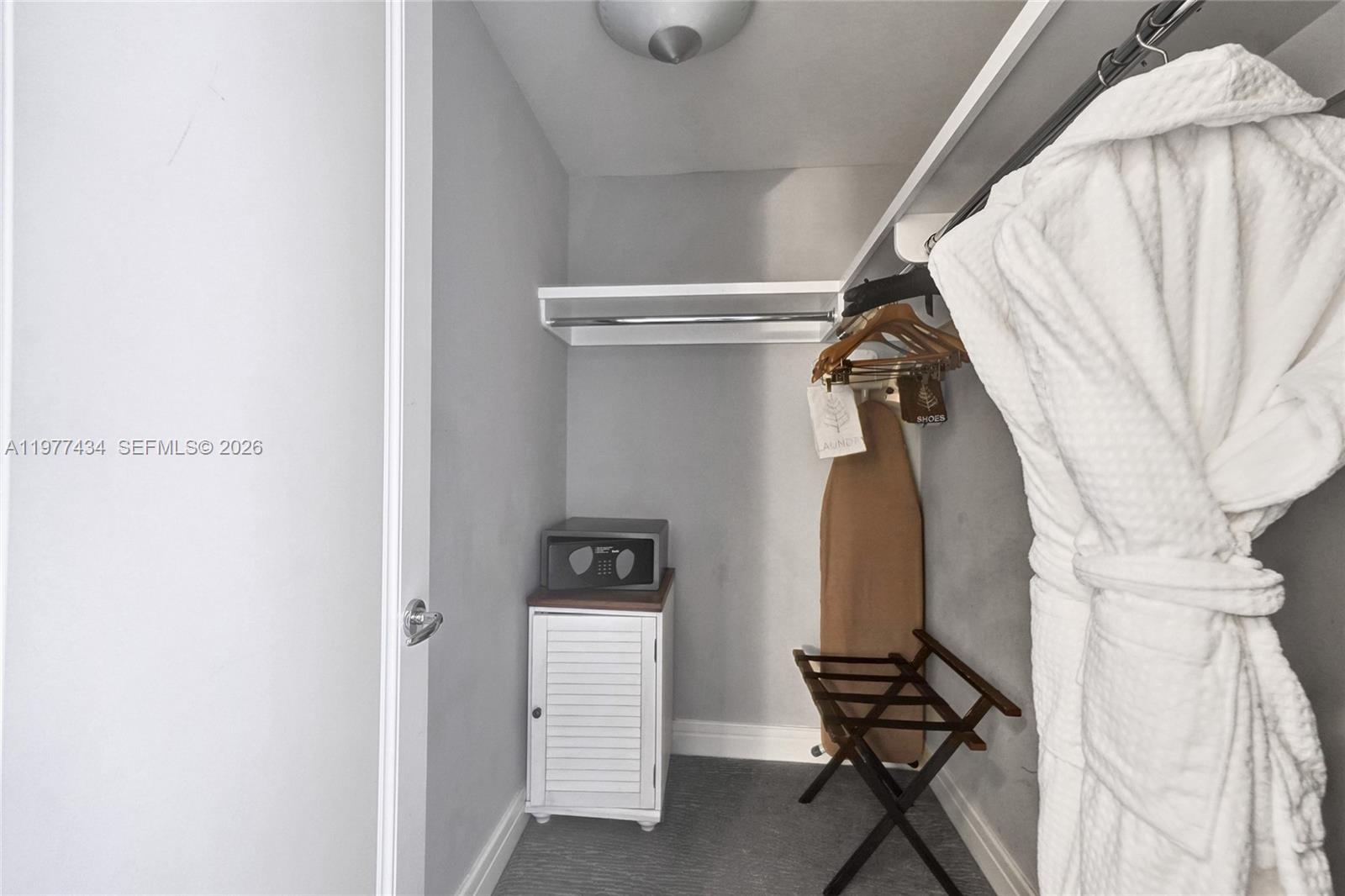 1435 Brickell Ave #3308, Miami FL 33131
