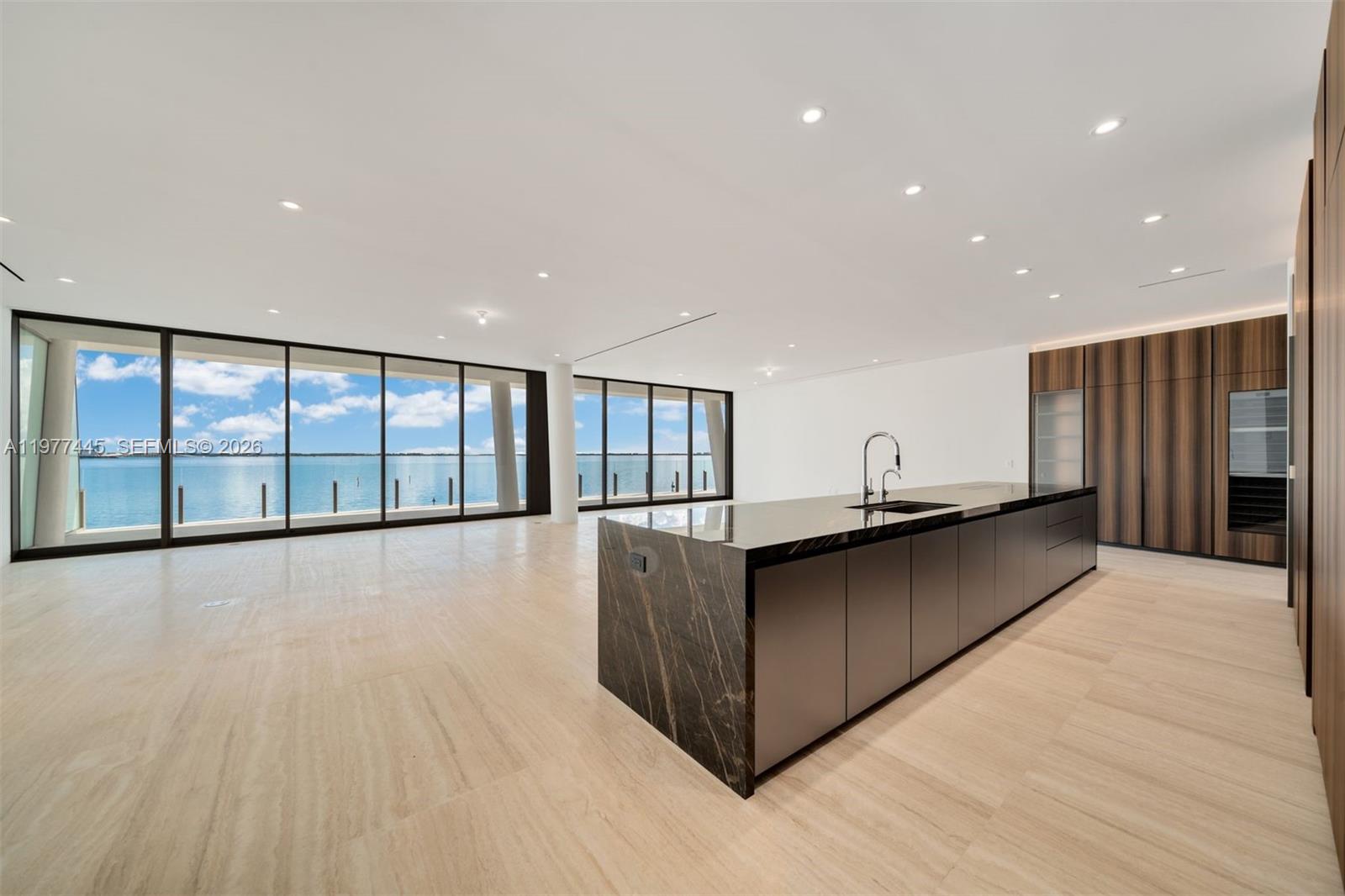 5 GROVE ISLE DR #M403, Coconut Grove FL 33133
