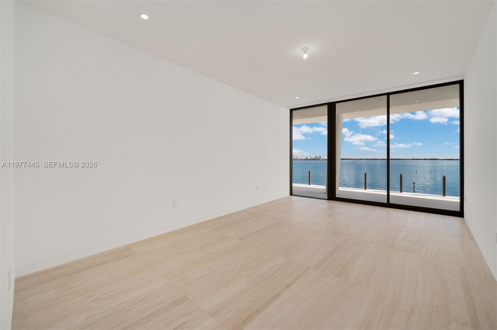5 GROVE ISLE DR #M403, Coconut Grove FL 33133