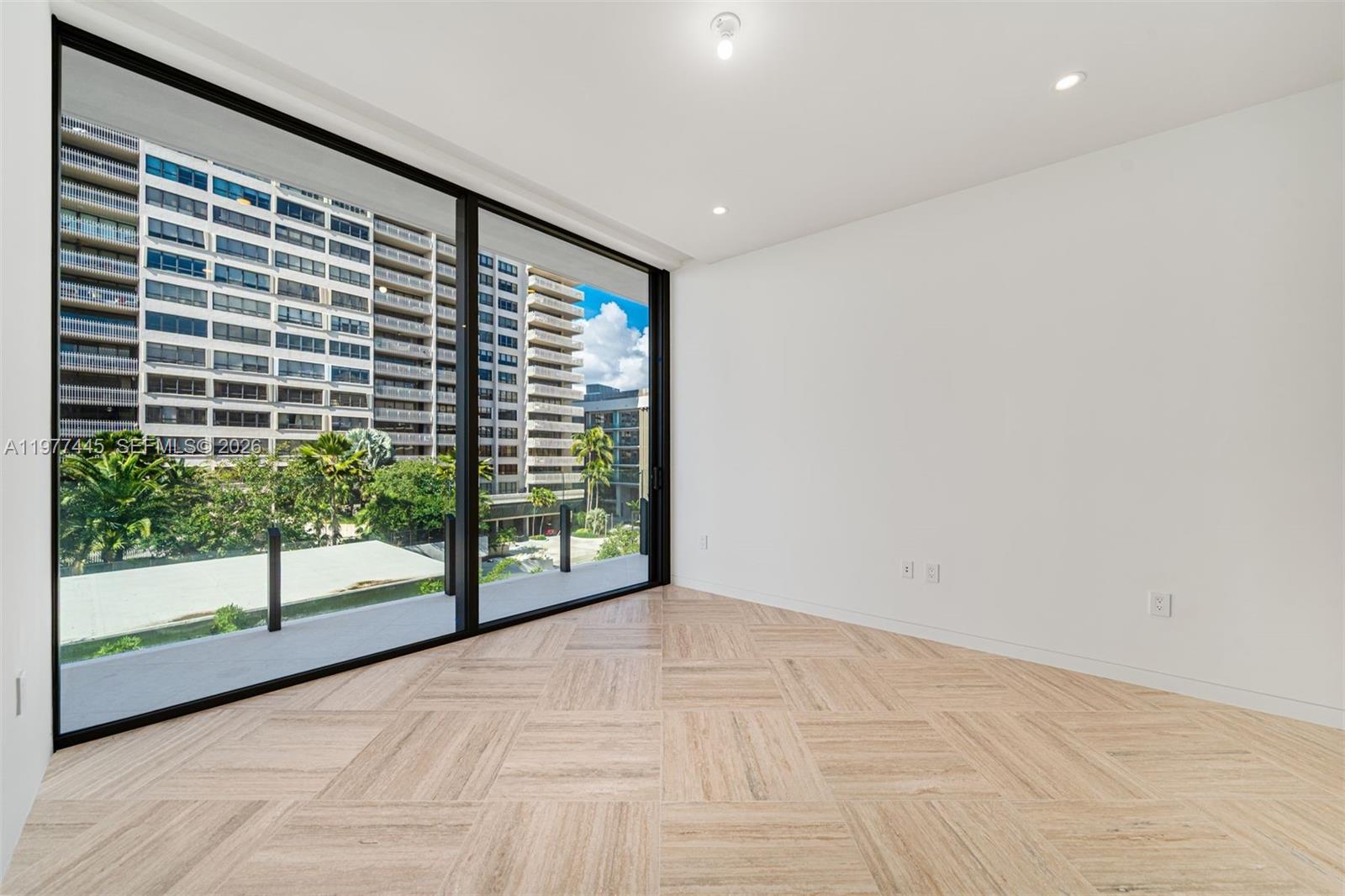 5 GROVE ISLE DR #M403, Coconut Grove FL 33133