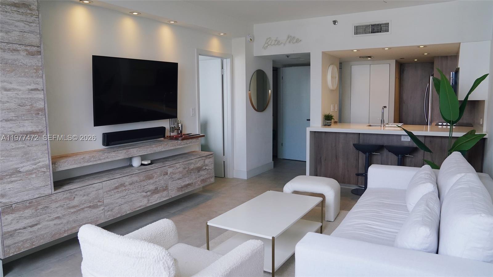 540 Brickell Key Dr #1711, Miami FL 33131