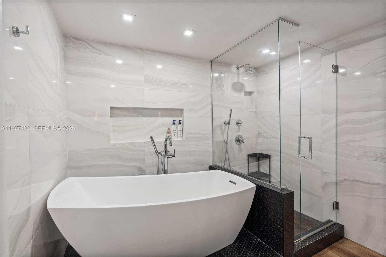 2451 Brickell Ave #21D, Miami FL 33129