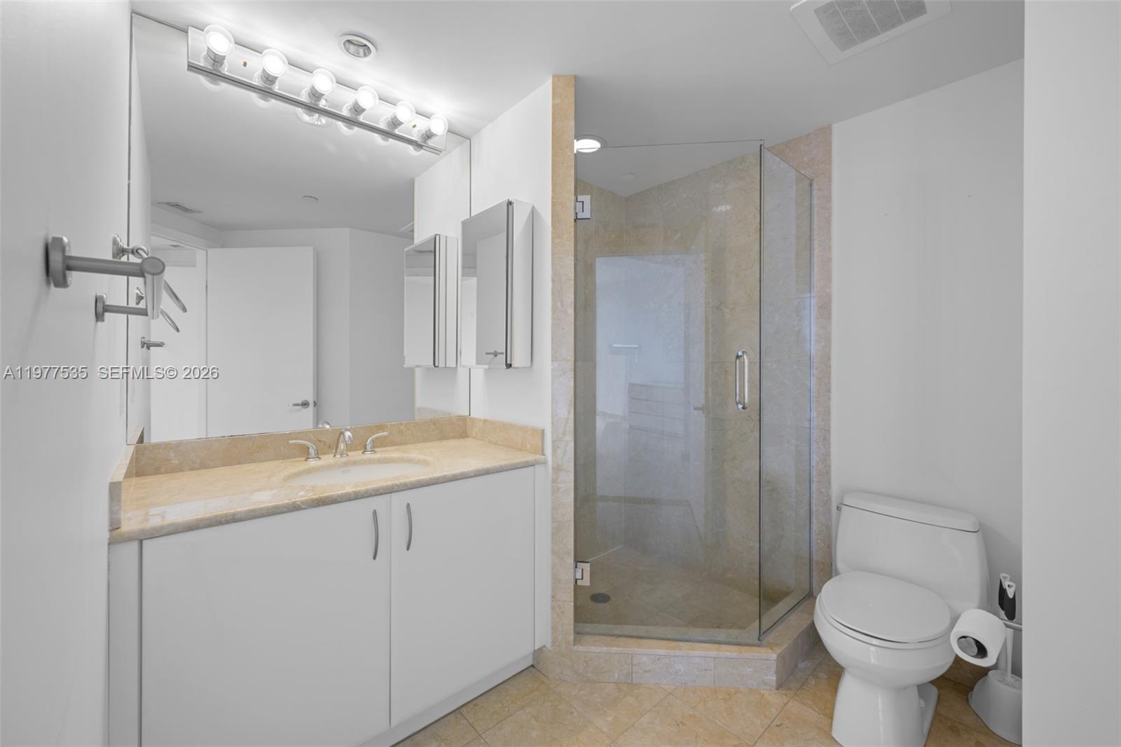 1331 Brickell Bay Dr #911, Miami FL 33131