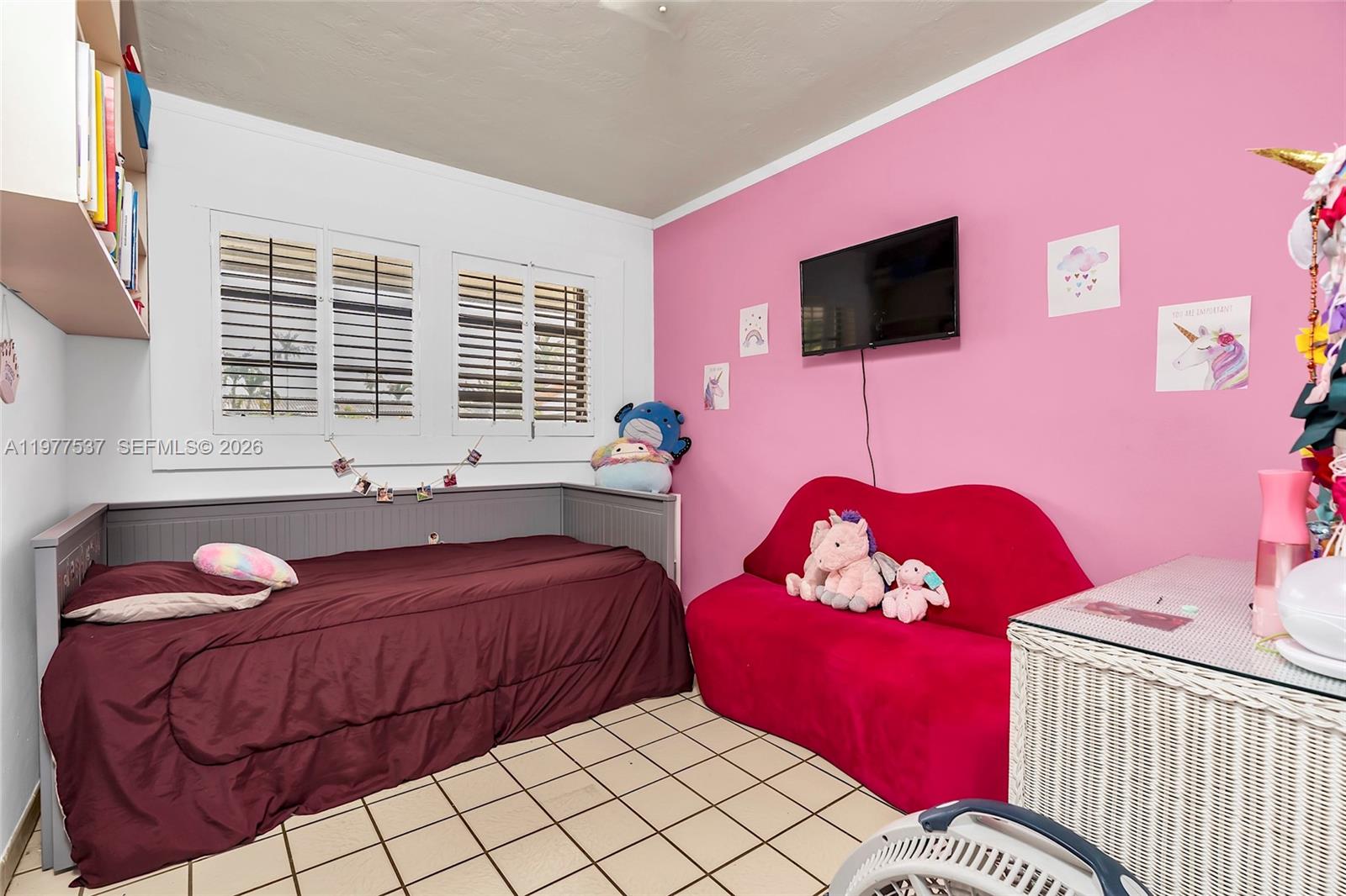 9011 SW 18th Ter, Miami FL 33165