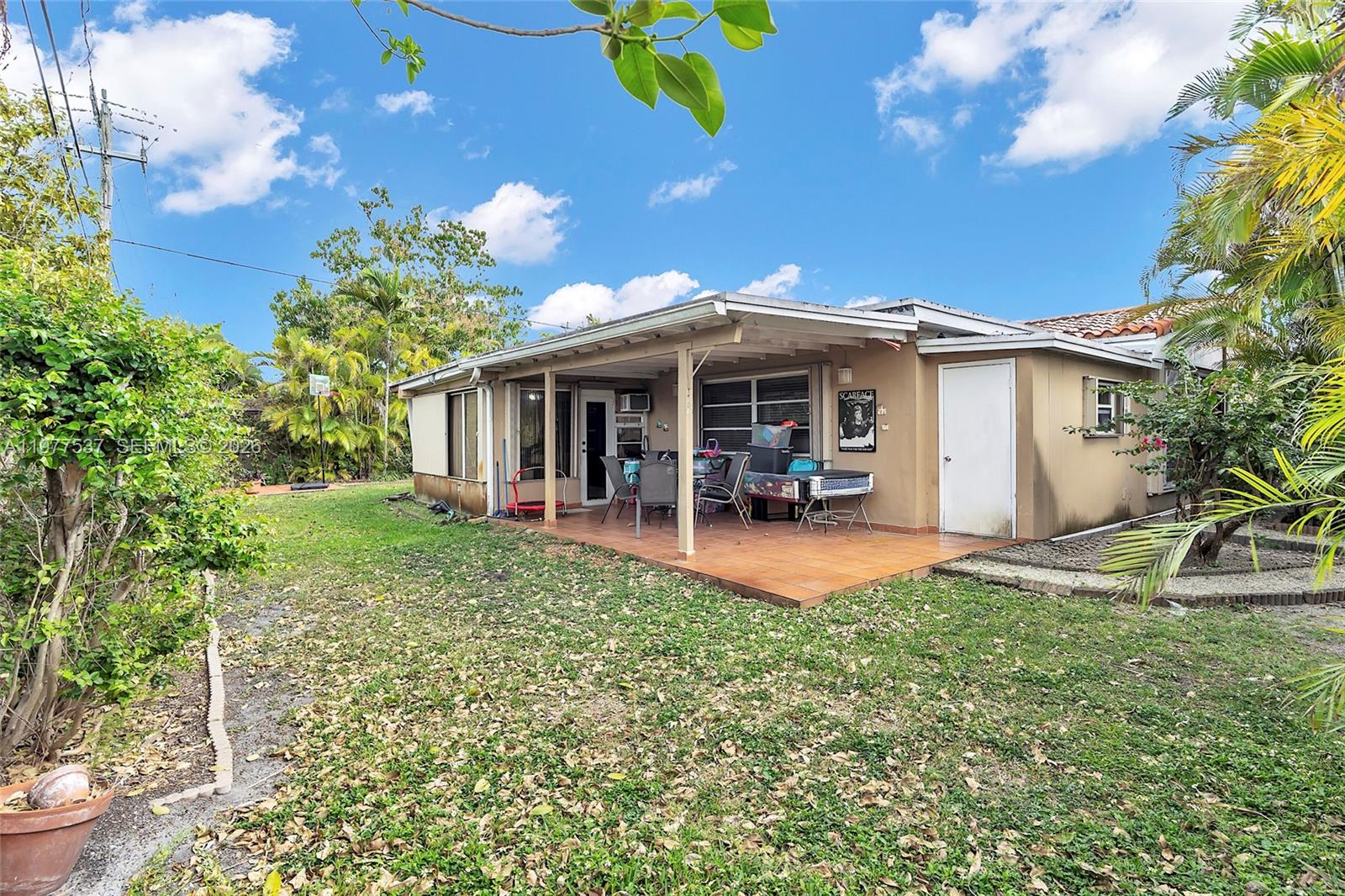 9011 SW 18th Ter, Miami FL 33165