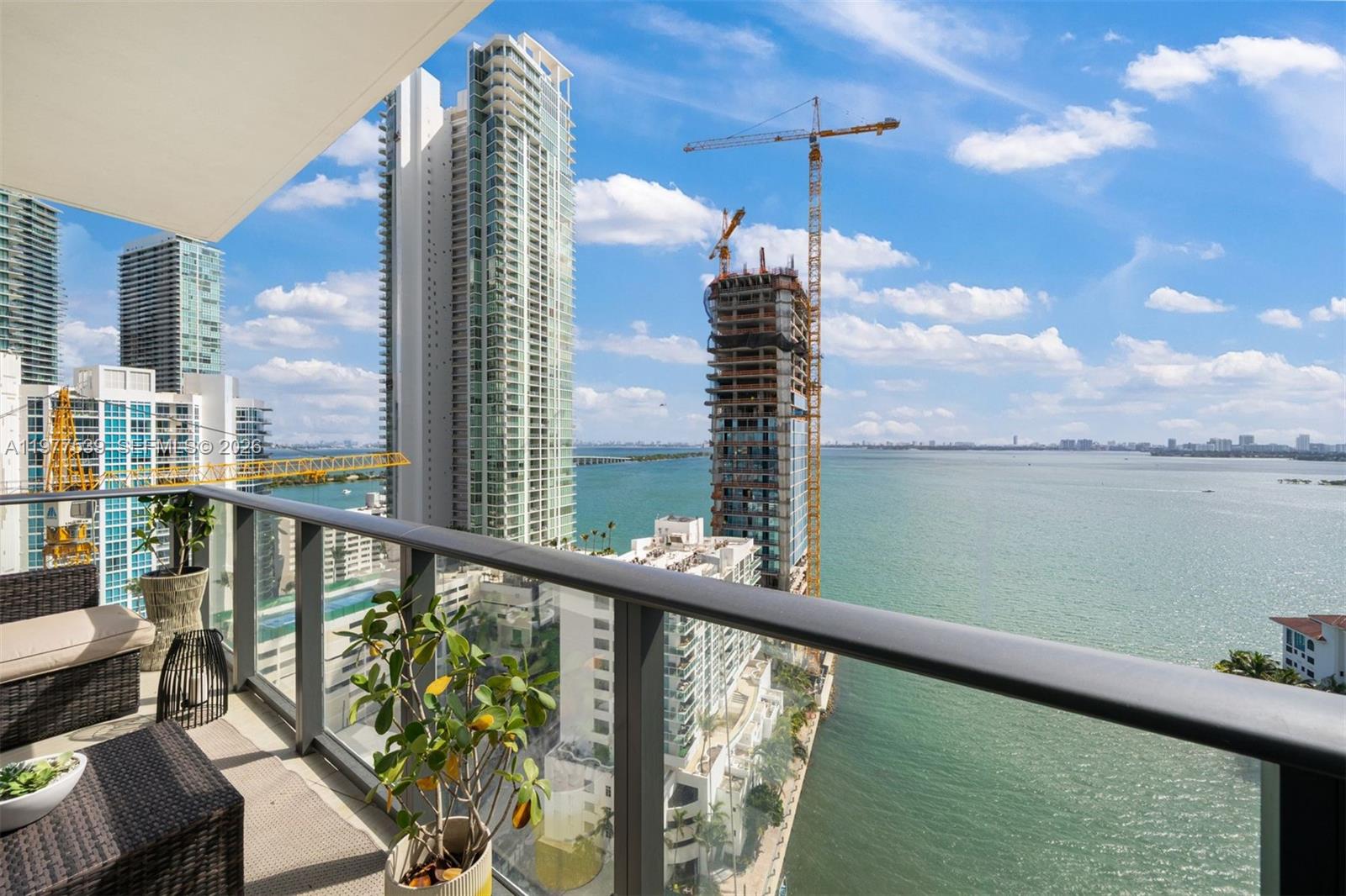 460 NE 28th St #1901, Miami FL 33137