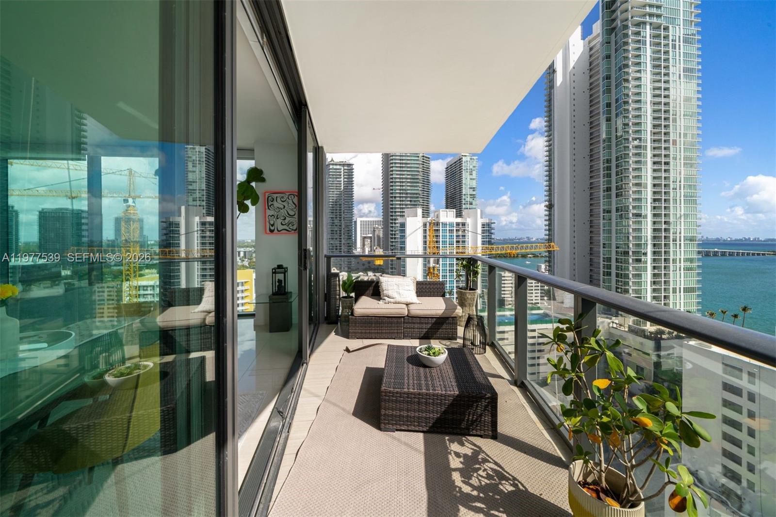 460 NE 28th St #1901, Miami FL 33137
