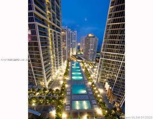 465 Brickell Ave #4804, Miami FL 33131