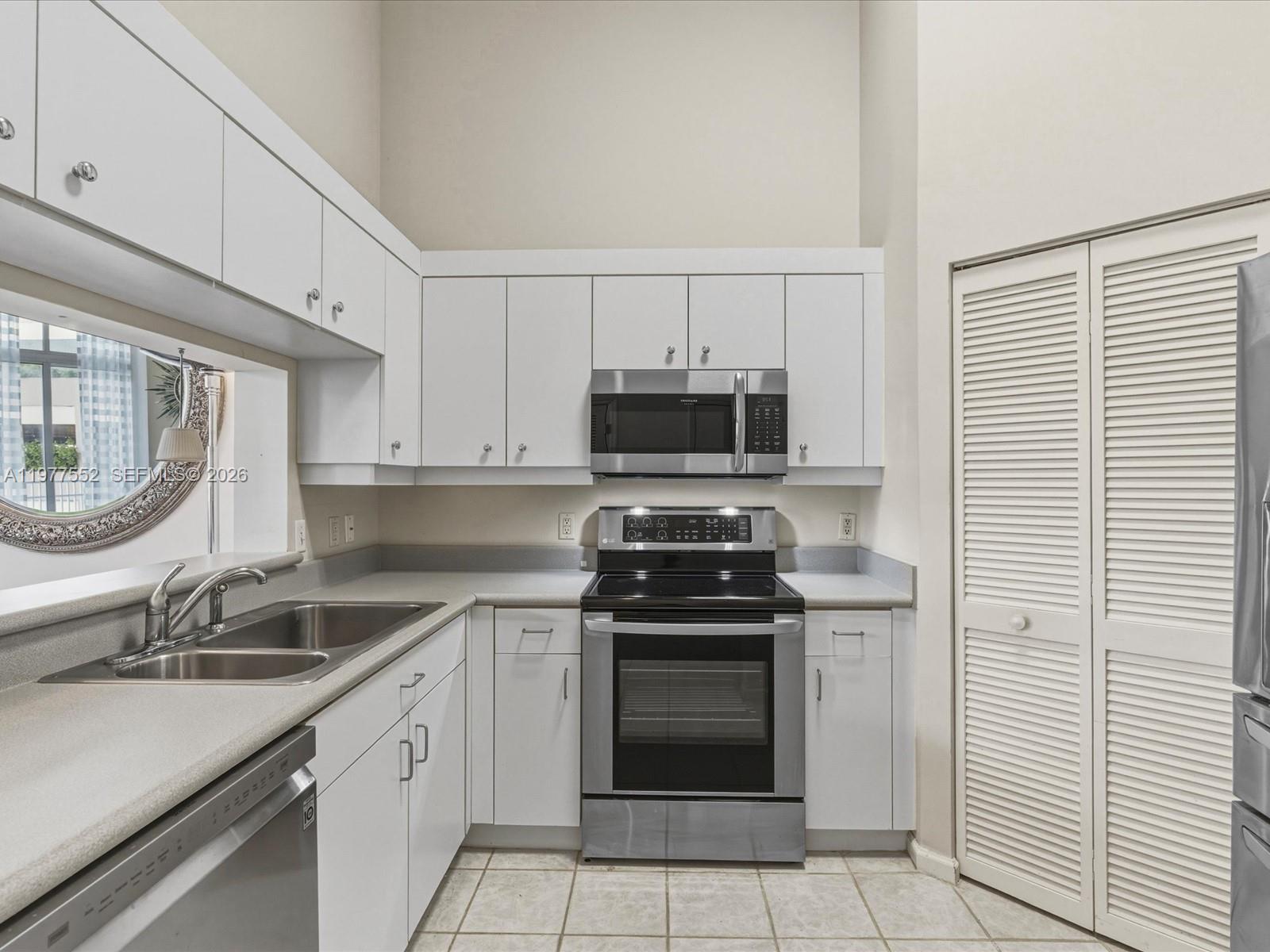 701 Brickell Key Blvd #301, Miami FL 33131