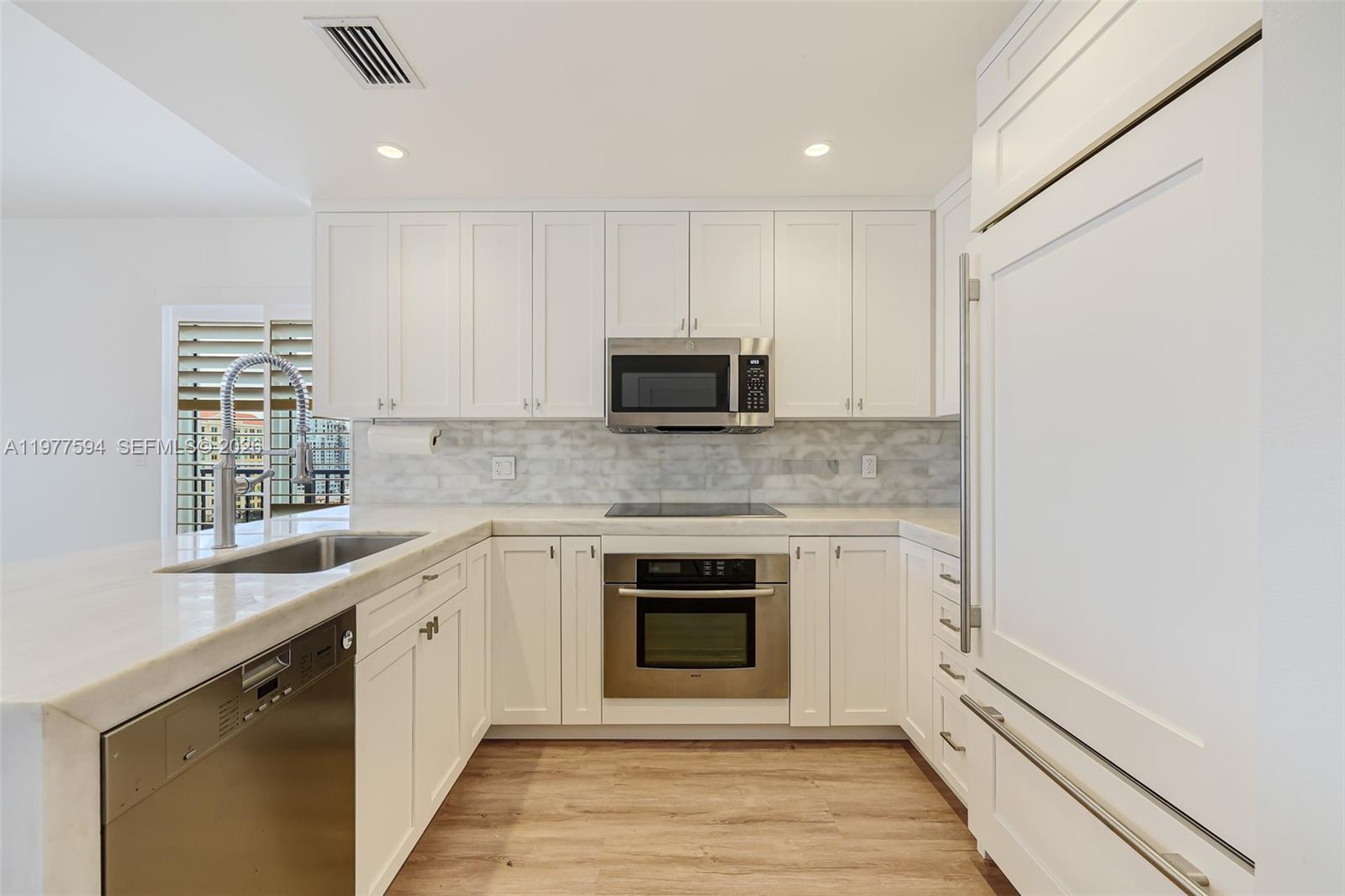 10 Aragon Ave #1117, Coral Gables FL 33134