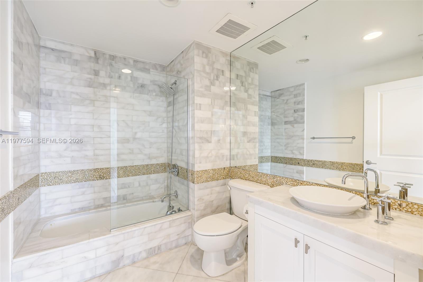 10 Aragon Ave #1117, Coral Gables FL 33134