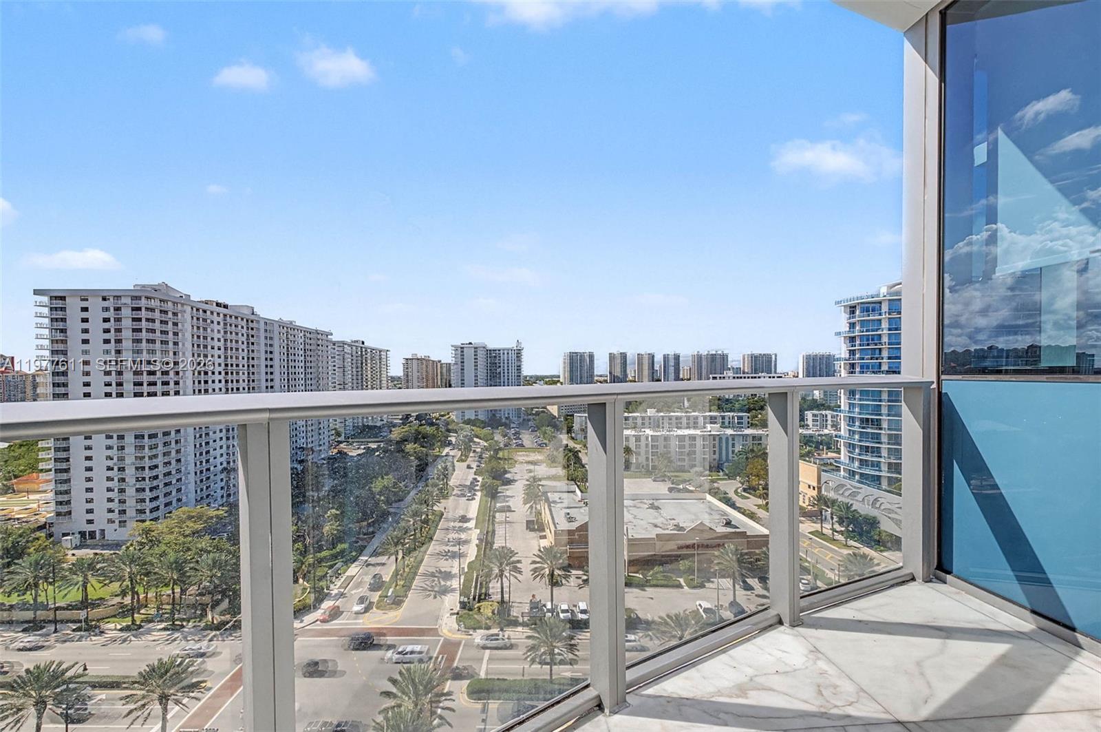 17475 Collins Ave #904, Miami Beach FL 33160