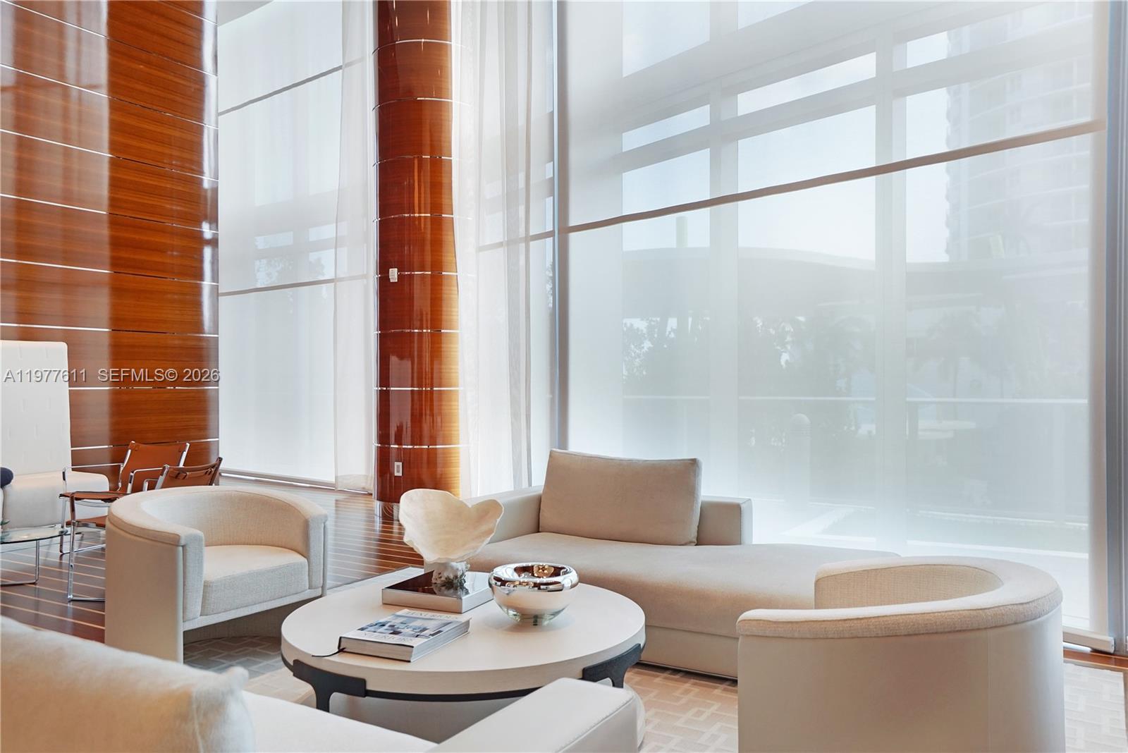 17475 Collins Ave #904, Miami Beach FL 33160