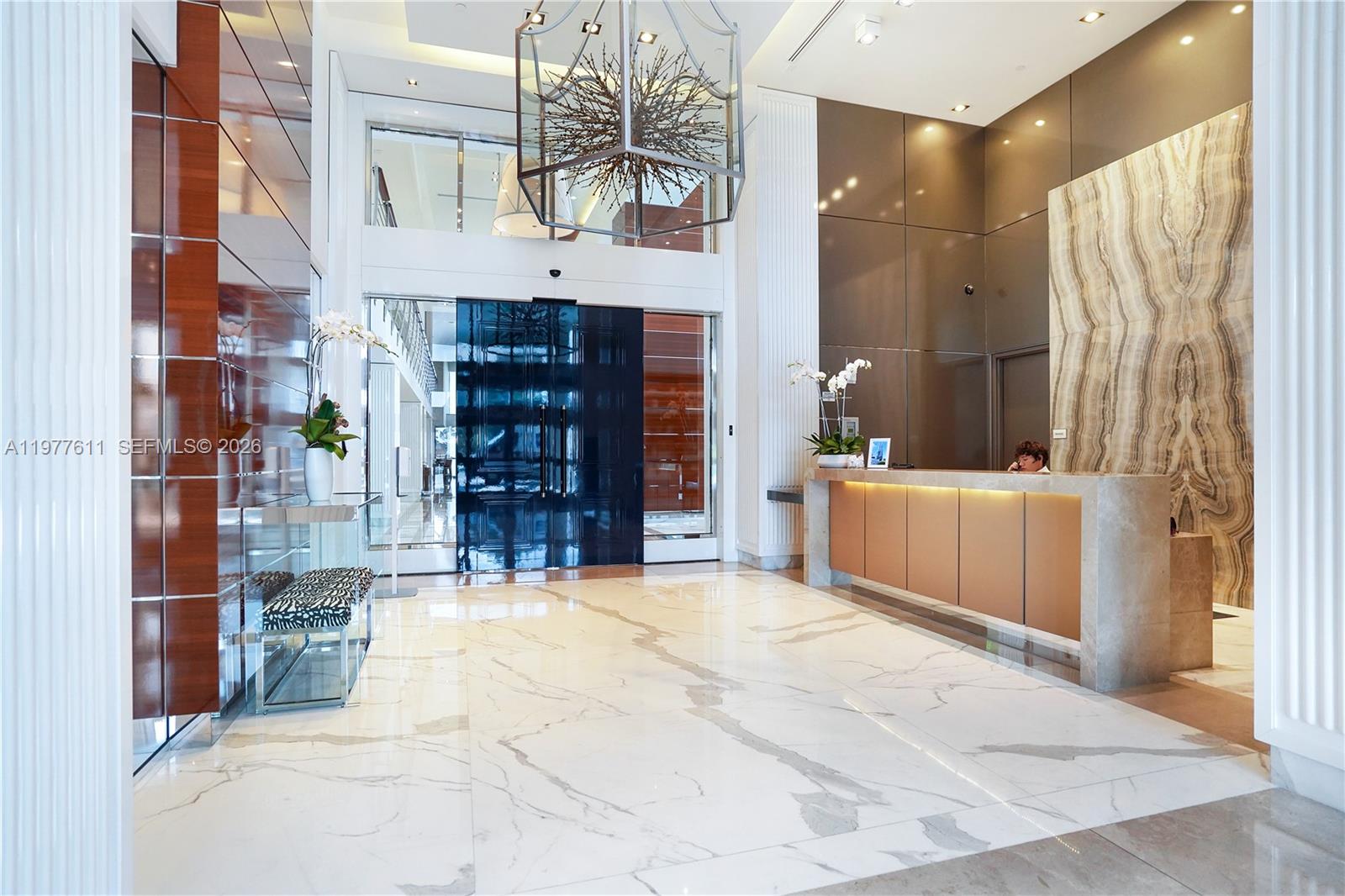 17475 Collins Ave #904, Miami Beach FL 33160