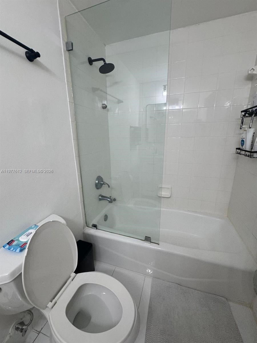 185 SE 14th Ter #812, Miami FL 33131