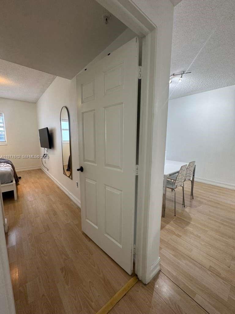 185 SE 14th Ter #812, Miami FL 33131