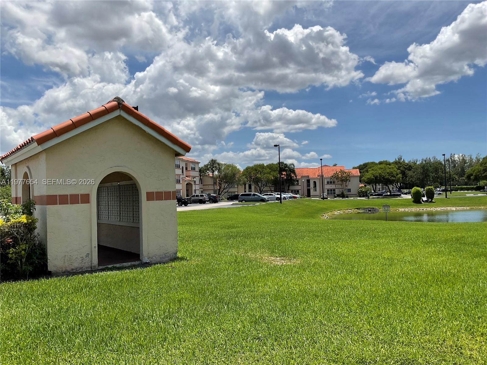 3320 N Pinewalk Dr N #1715, Margate FL 33063
