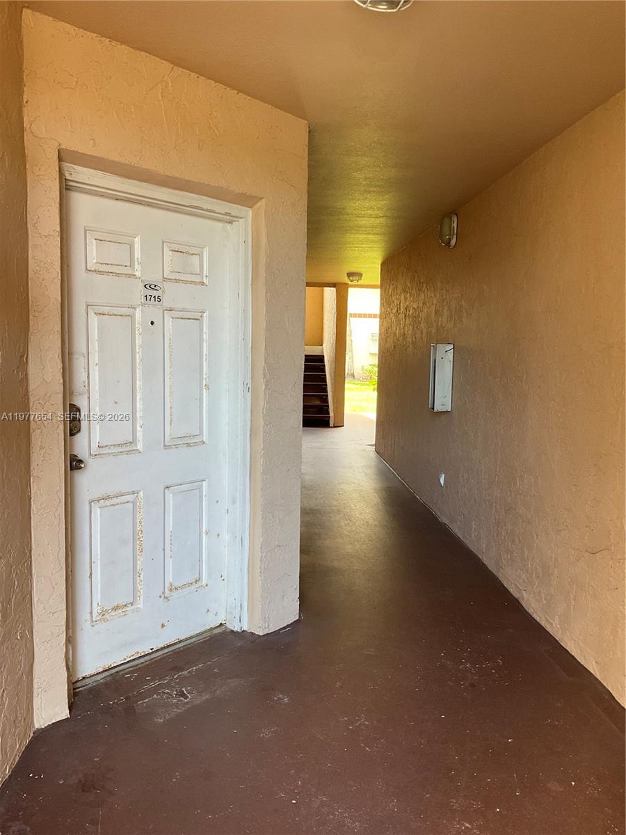 3320 N Pinewalk Dr N #1715, Margate FL 33063