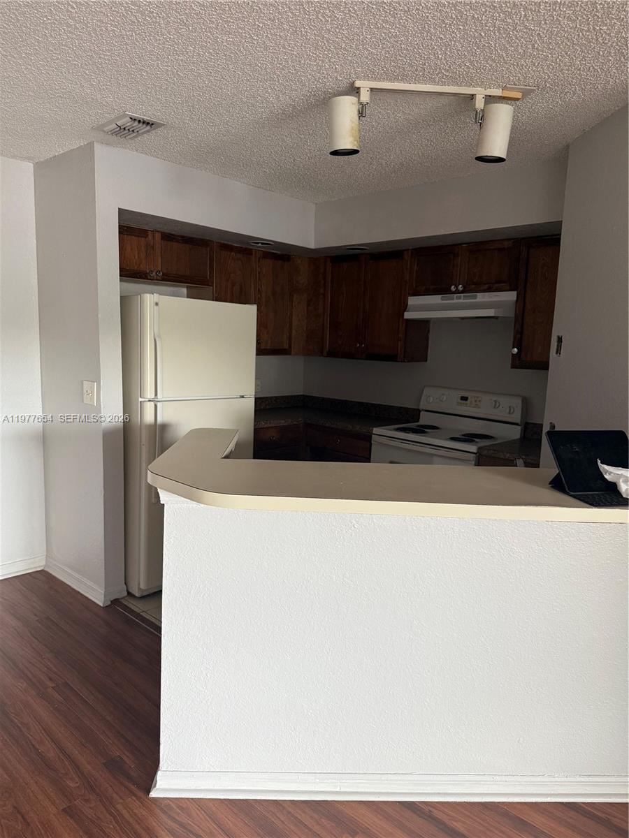 3320 N Pinewalk Dr N #1715, Margate FL 33063