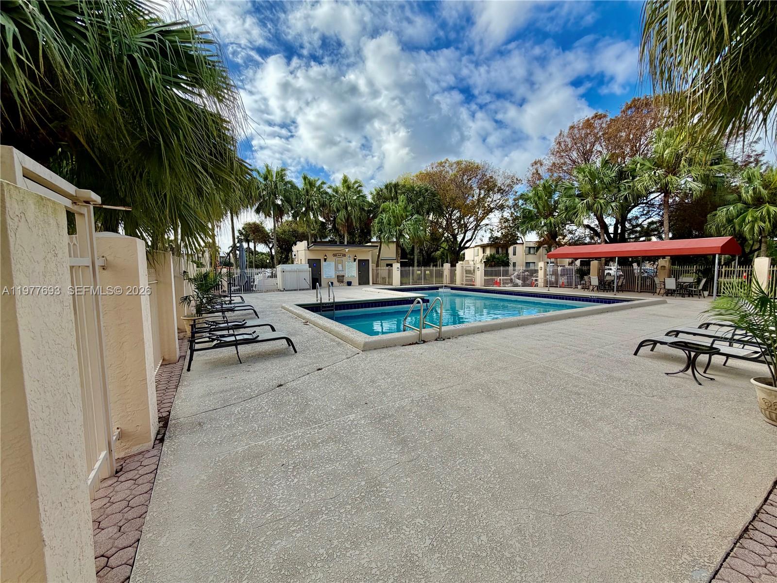 16481 Blatt Blvd #102, Weston FL 33326