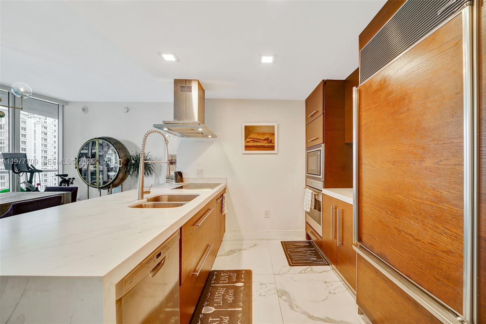 495 Brickell Ave #2804, Miami FL 33131