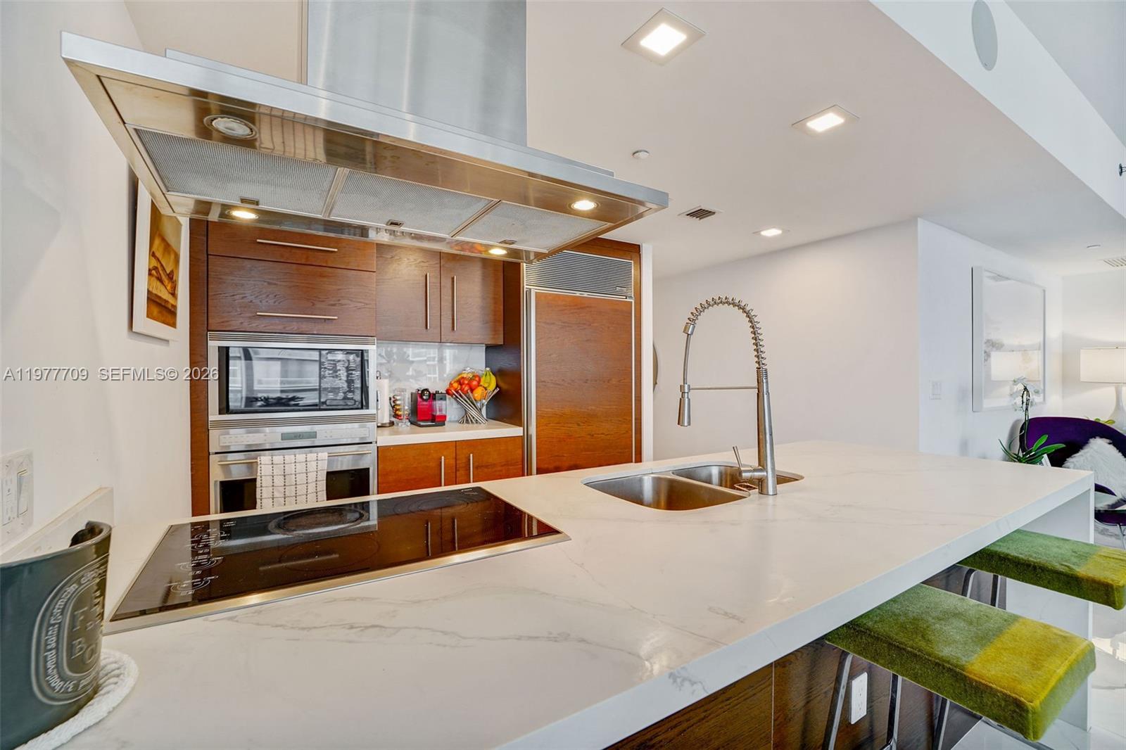 495 Brickell Ave #2804, Miami FL 33131
