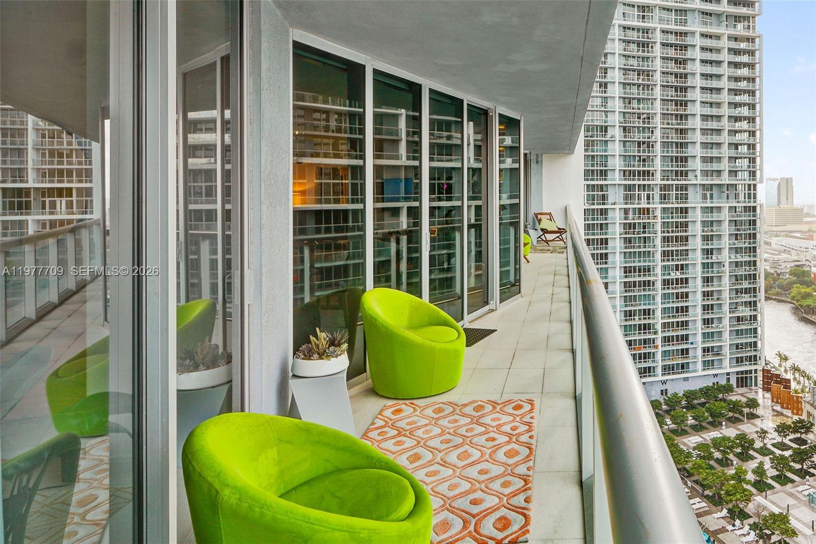 495 Brickell Ave #2804, Miami FL 33131