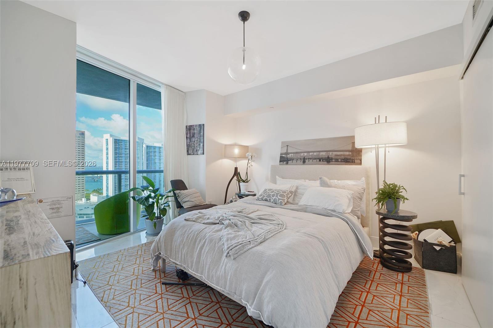 495 Brickell Ave #2804, Miami FL 33131