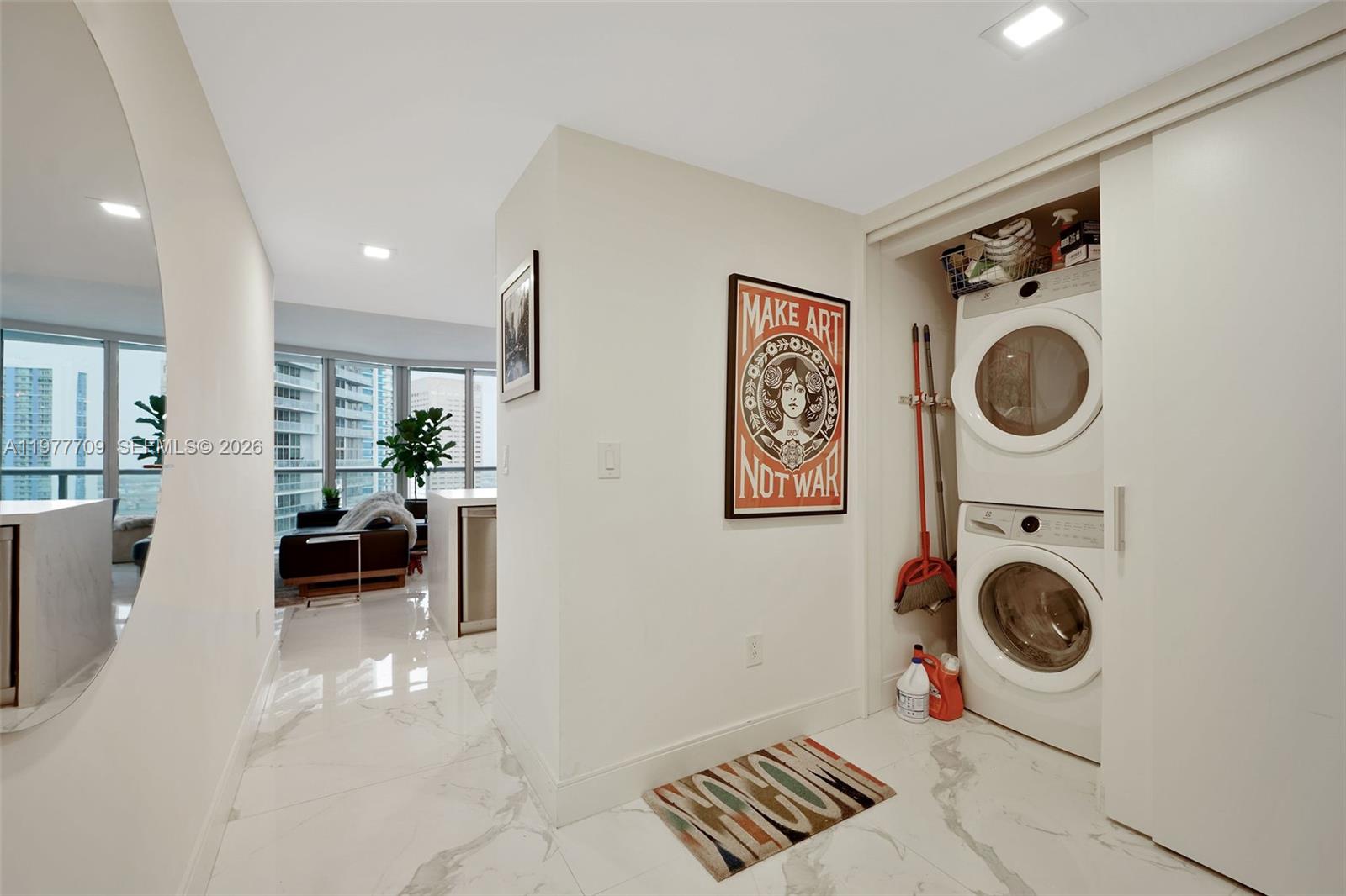 495 Brickell Ave #2804, Miami FL 33131