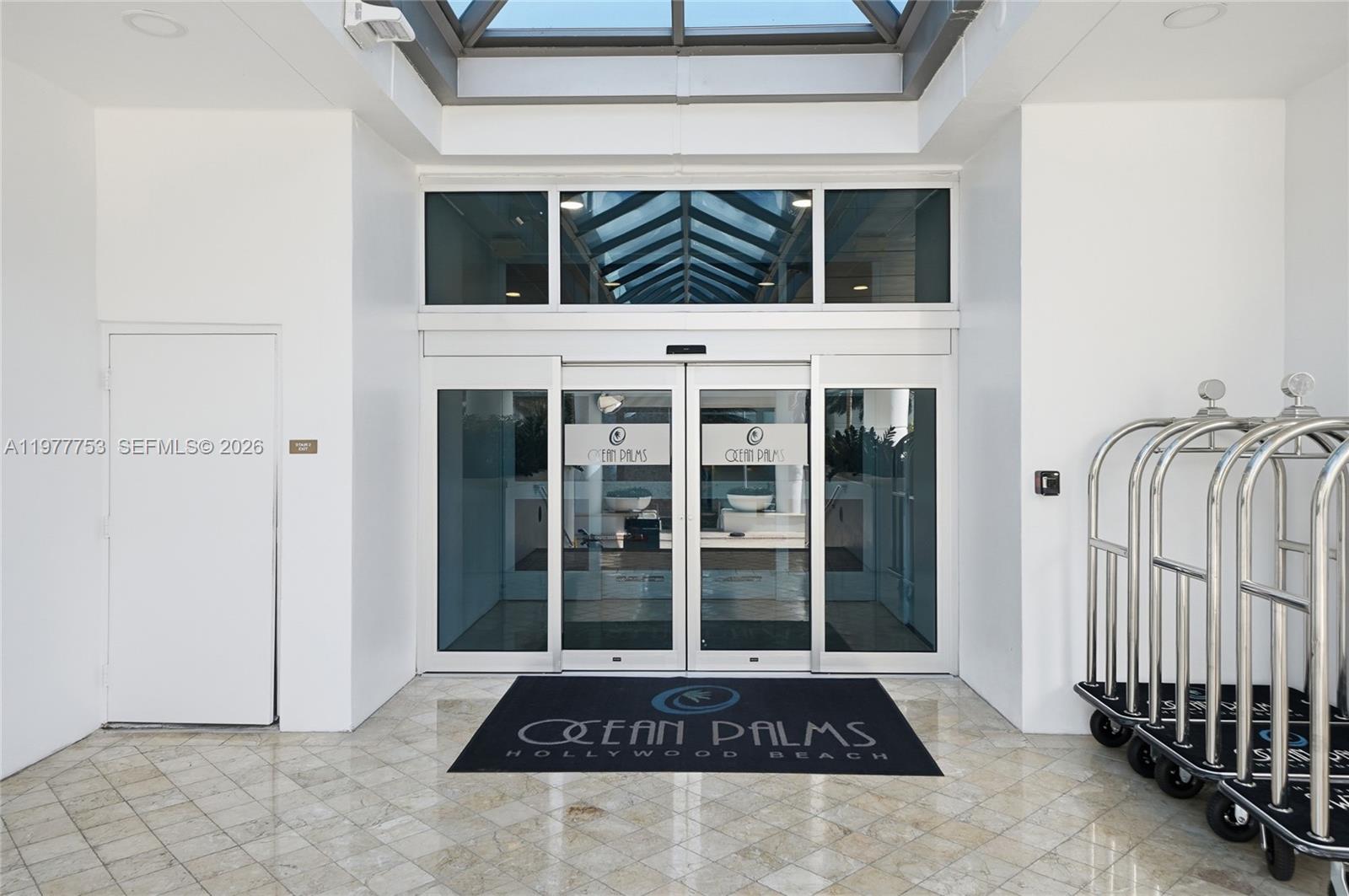 3101 S Ocean Dr #2807, Hollywood FL 33019