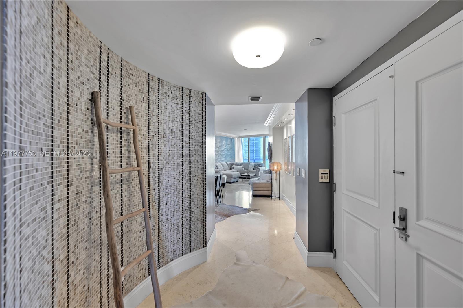 3101 S Ocean Dr #2807, Hollywood FL 33019